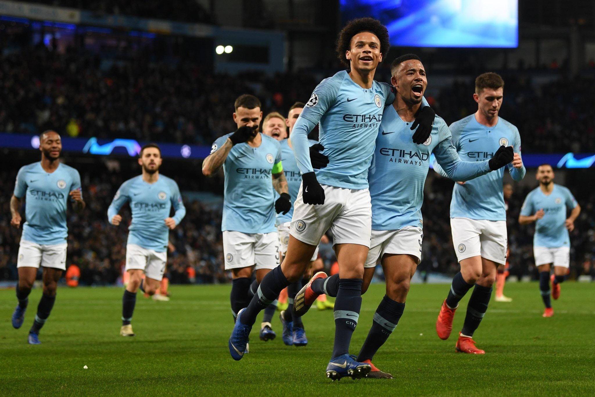 据此前报道 据此前报道